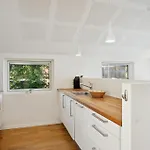 Дом отдыха Cozy In With Wifi Бёркоп